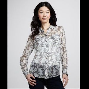 Equipment slim signature butterfly wing blouse, M